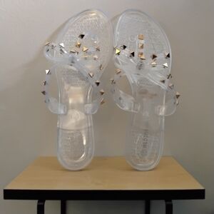 Wild Diva Clear Jelly Bow Sandals Gold Studded – Size 10 NWOT